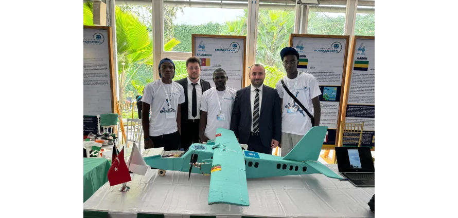Science Expo Gabon 2024, Maarif Schools of Cameroon presents the Phoenix Plane Project.